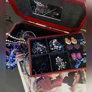 Elegant Blue and Silver Jewelry Set